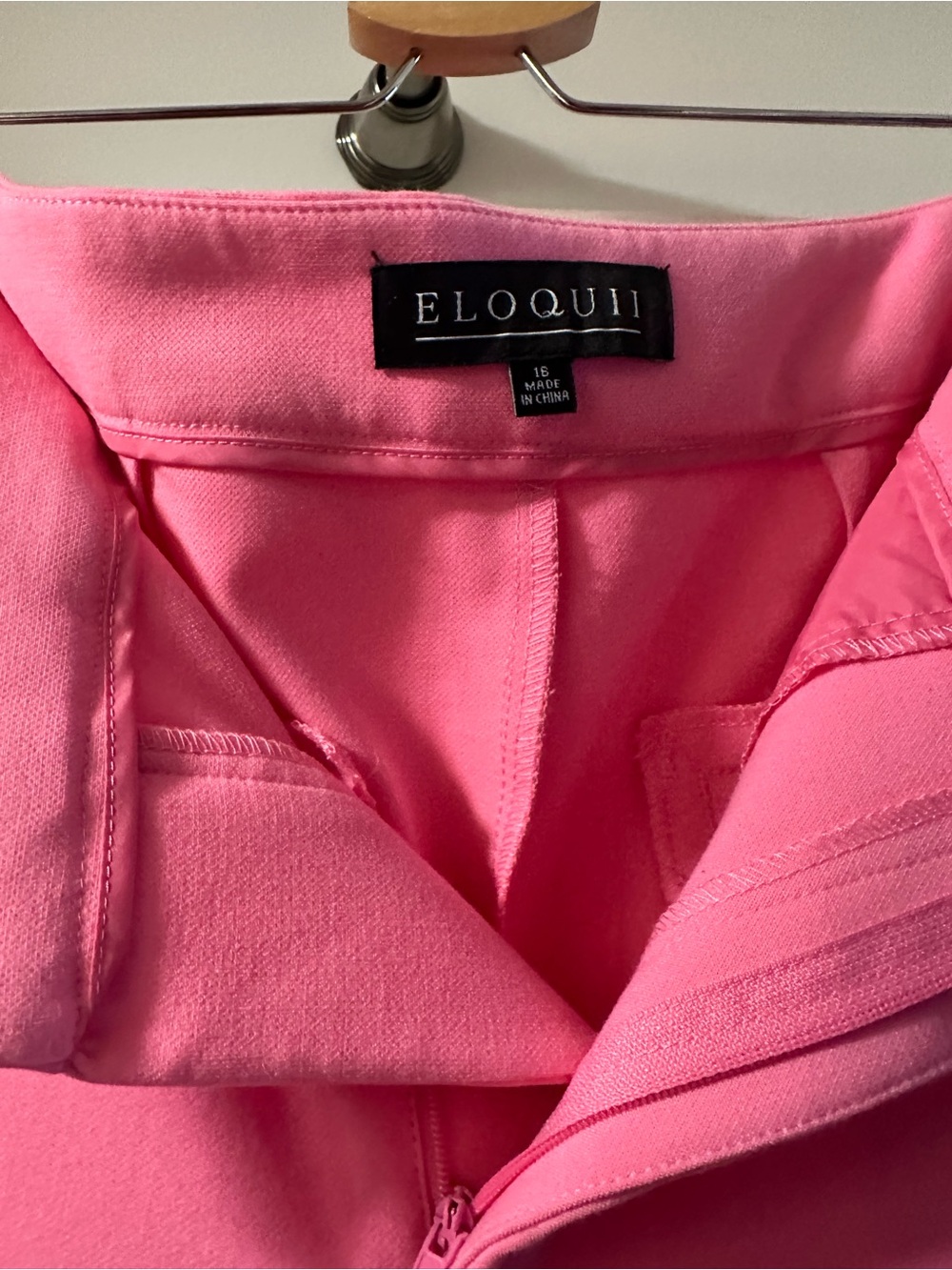ELOQUII Bright Pink Crop Flare Trouser NET
